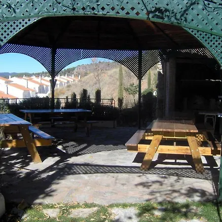 Paraje El Serbal Lodge *