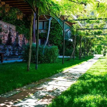 Paraje El Serbal Lodge
