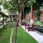 Lodge Paraje El Serbal Benatae